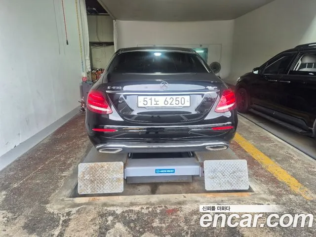 Mercedes-Benz E-Класс 2019 thumb 4
