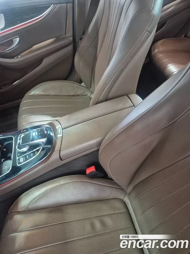 Mercedes-Benz E-Класс 2019 thumb 10