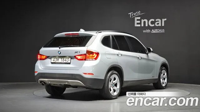 BMW X1 2014 thumb 2