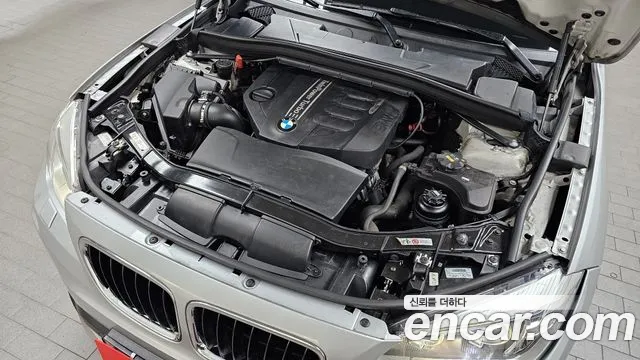 BMW X1 2014 thumb 6