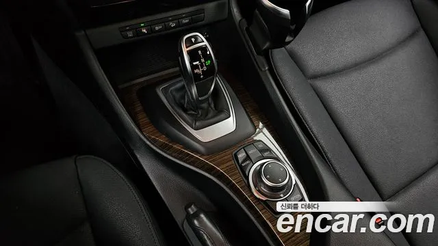 BMW X1 2014 thumb 9