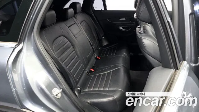 Mercedes-Benz GLC 2016 thumb 12