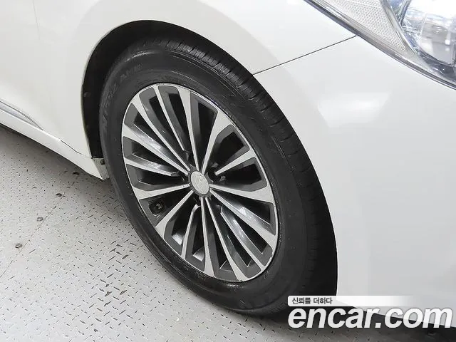 Hyundai Grandeur 2013 thumb 5