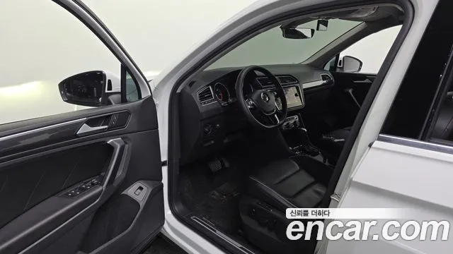 Volkswagen Tiguan 2020 thumb 10