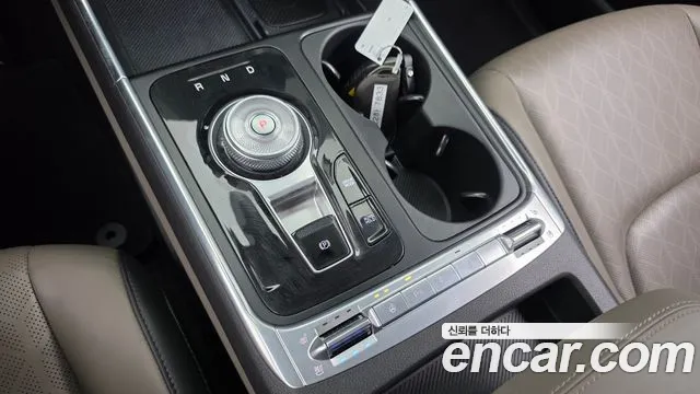 Kia Carnival 2024 thumb 9