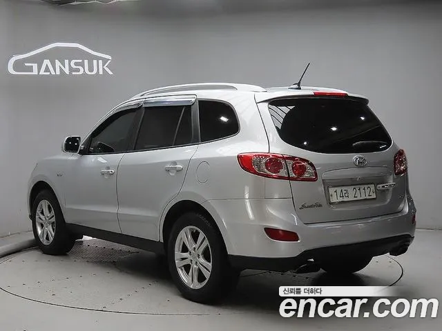 Hyundai Santa Fe 2010 thumb 3