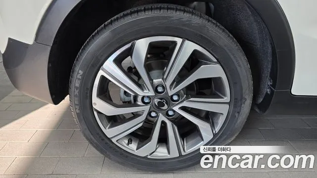 KG_Mobility_Ssangyong TIBOLI 2020 thumb 5