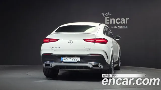 Mercedes-Benz GLE 2025 thumb 4