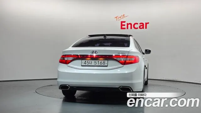 Hyundai Grandeur 2014 thumb 4