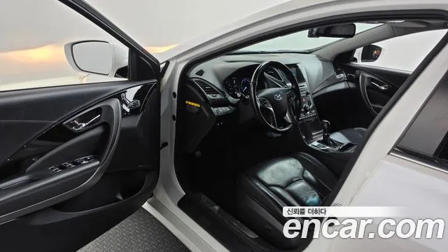 Hyundai Grandeur 2014 thumb 10