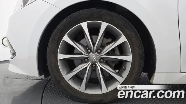 Hyundai Grandeur 2014 thumb 5