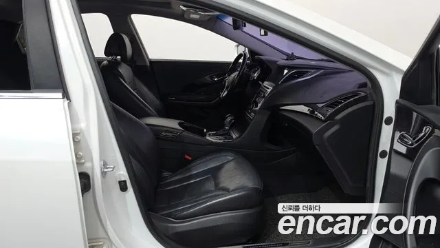 Hyundai Grandeur 2014 thumb 11
