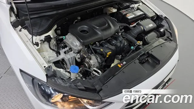 Hyundai Avante 2018 thumb 6