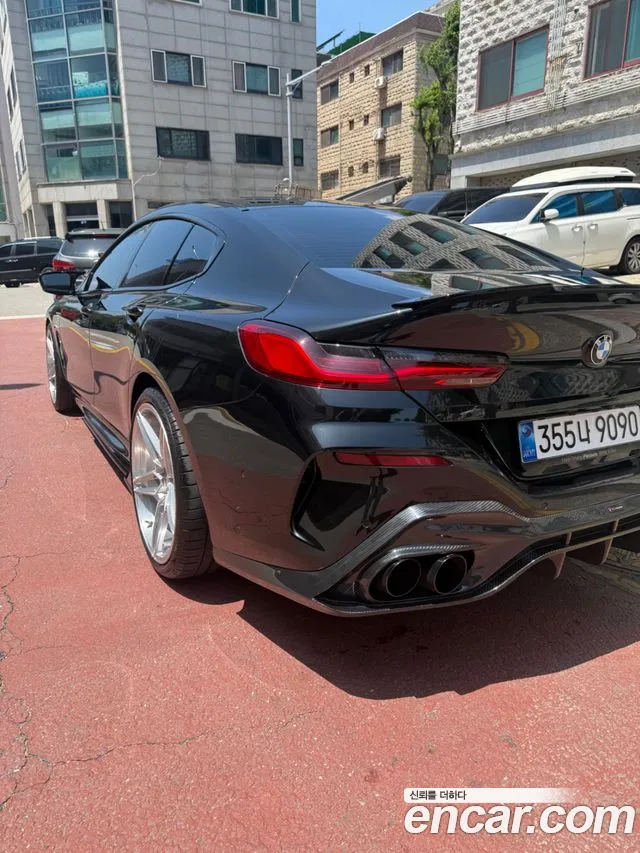 BMW 8-Series 2024 thumb 7