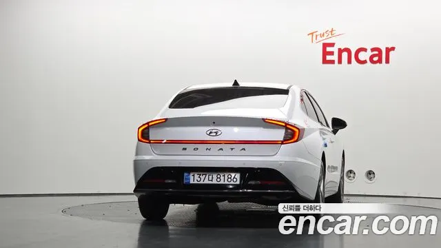 Hyundai Sonata 2022 thumb 3