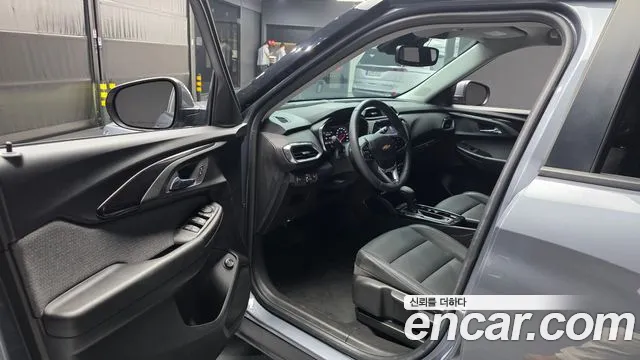 ChevroletGMDaewoo TrailBlazer 2022 thumb 9