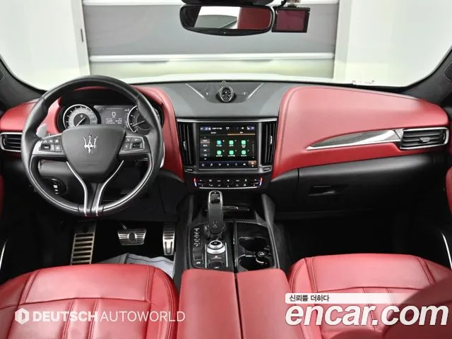 Maserati Levante 2022 thumb 11
