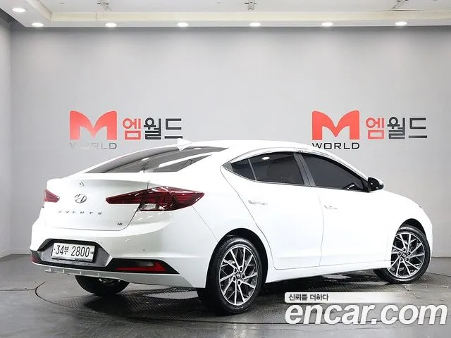 Hyundai Avante 2018 thumb 4