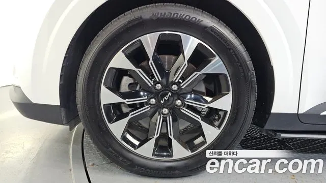 Kia Carnival 2021 thumb 5