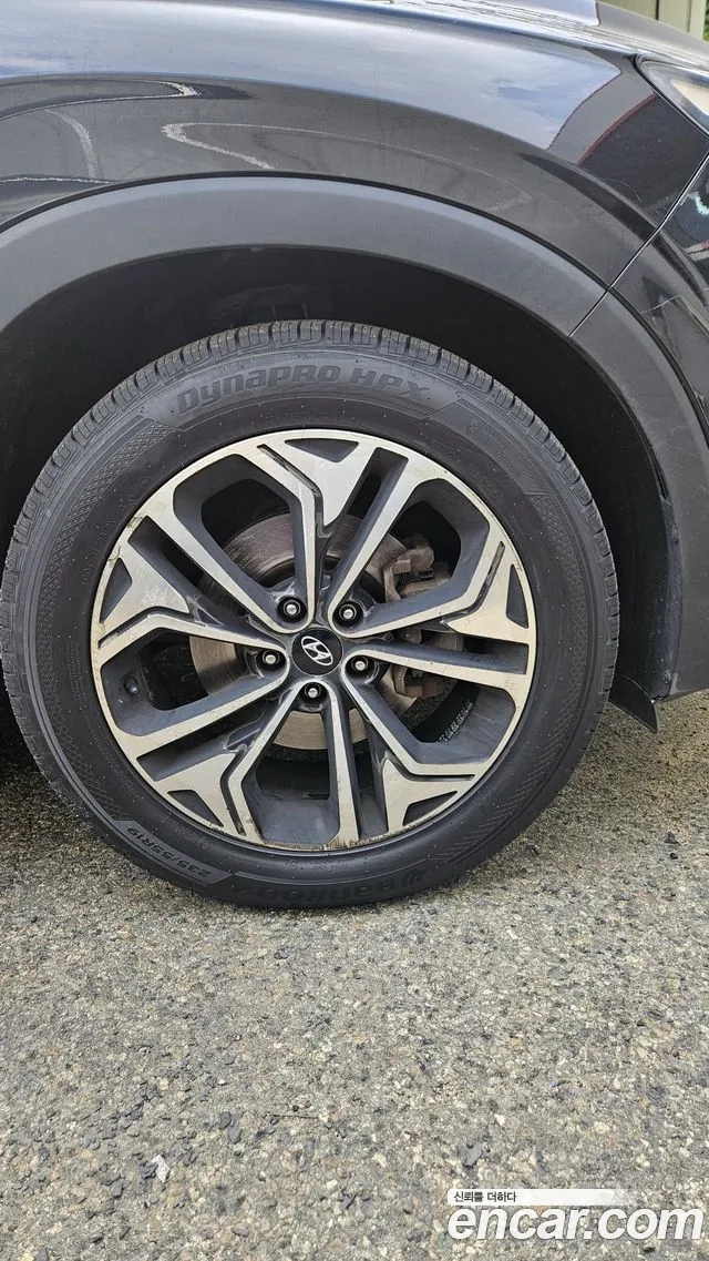 Hyundai Santa Fe 2018 thumb 5