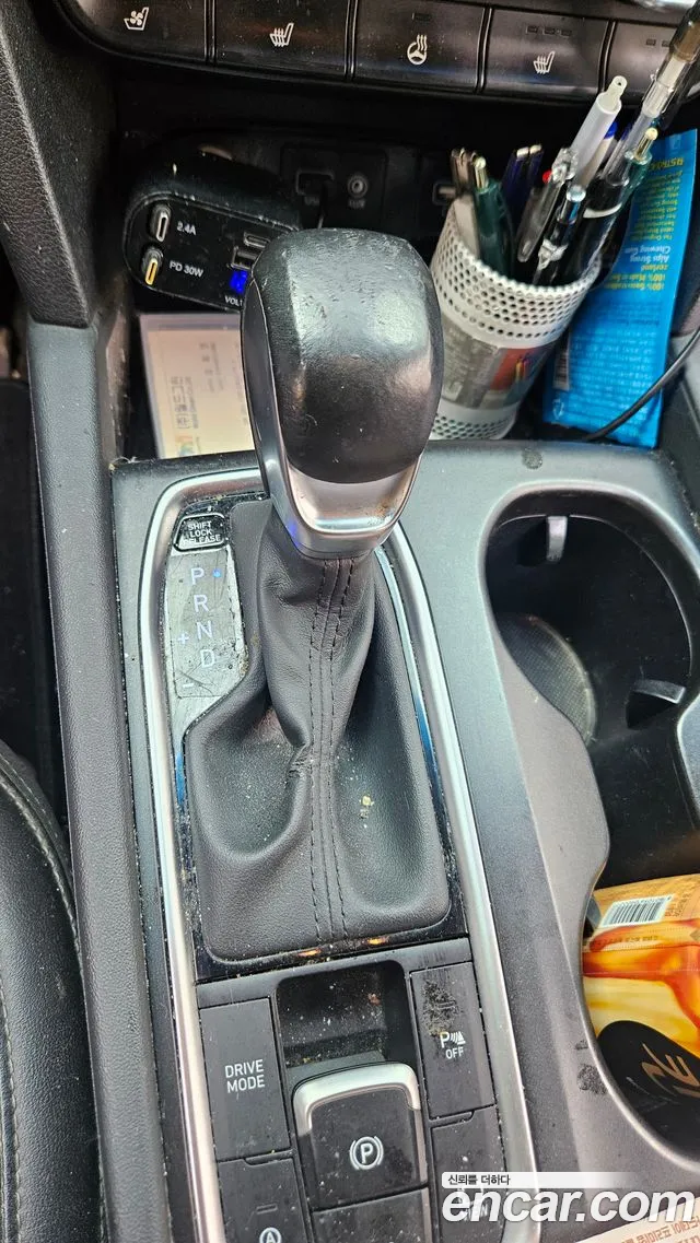 Hyundai Santa Fe 2018 thumb 9