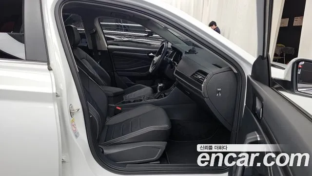 Volkswagen Jetta 2022 thumb 11