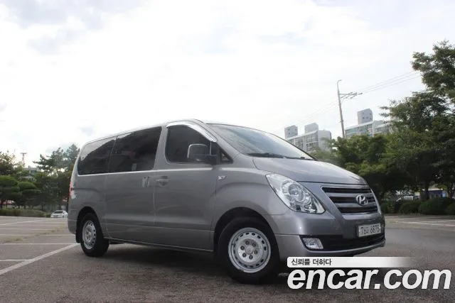 Hyundai Starex 2017 thumb 3
