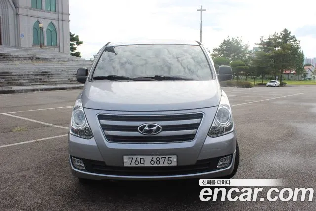 Hyundai Starex 2017 thumb 11