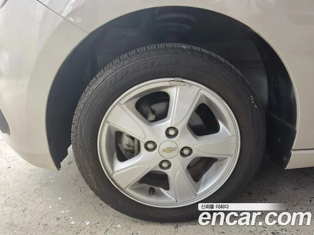 ChevroletGMDaewoo Spark 2017 thumb 5
