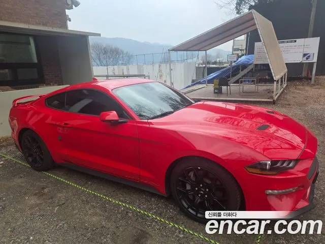 Ford Mustang Mach-E 2021 thumb 4