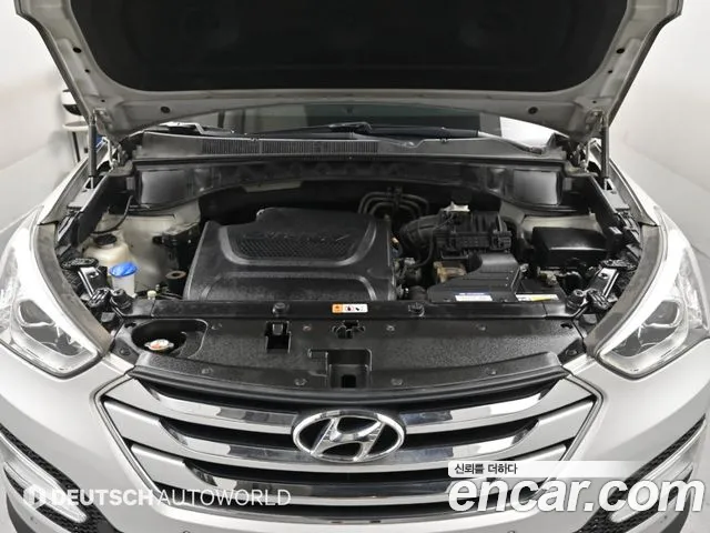 Hyundai Santa Fe 2012 thumb 6