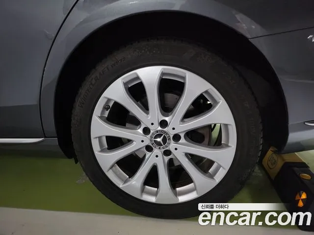 Mercedes-Benz E-Класс 2018 thumb 5