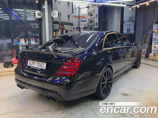 Mercedes-Benz S-Класс 2009 thumb 2