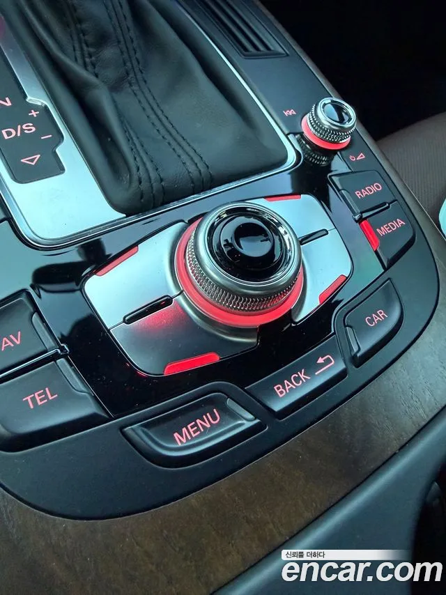 Audi A4 2015 thumb 11