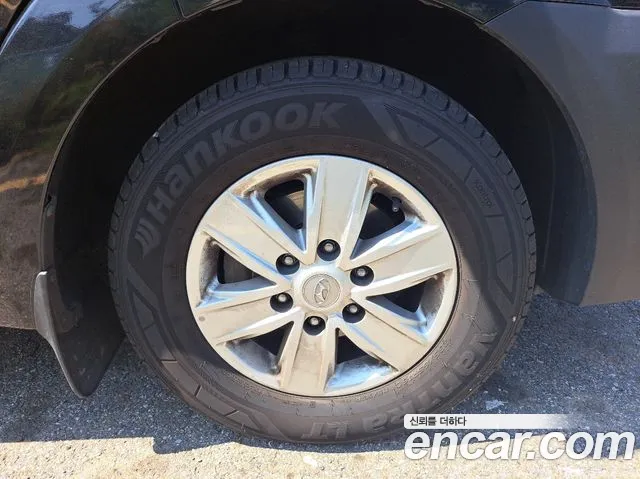 Hyundai Staria 2026 thumb 5
