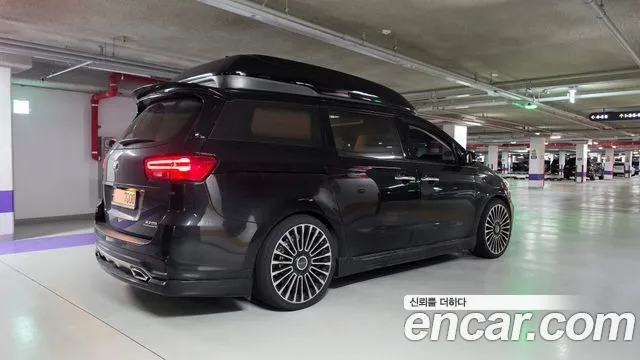 Kia Carnival 2019 thumb 2