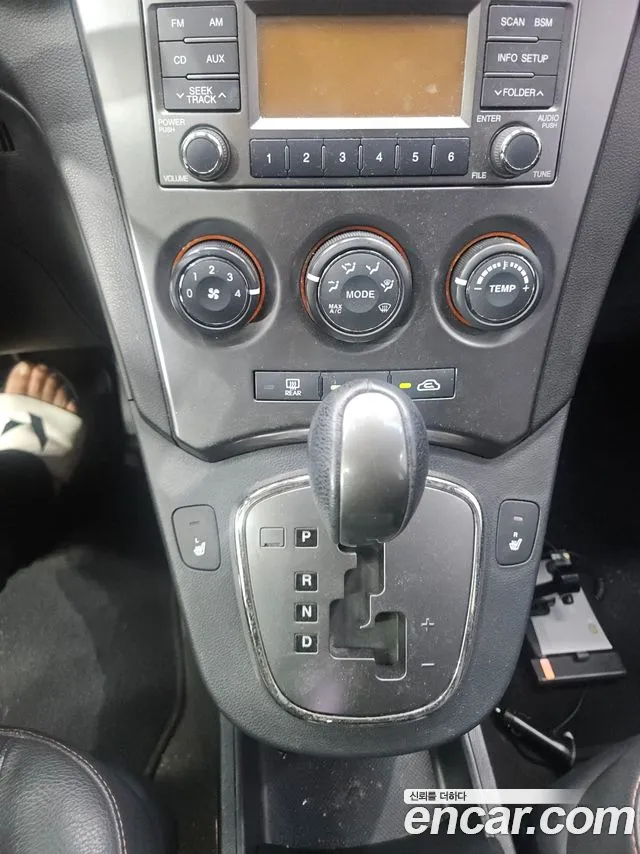 Kia Carens 2012 thumb 10