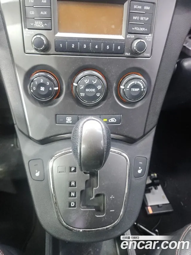 Kia Carens 2012 thumb 11