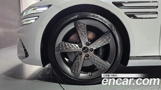 Genesis G80 2024 thumb 5