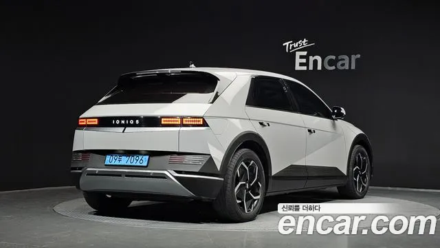 Hyundai IONIQ 5 2021 thumb 2
