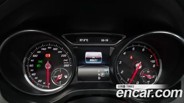 Mercedes-Benz CLA 2017 thumb 8