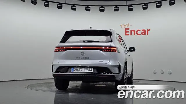 Renault-KoreaSamsung Koleos 2025 thumb 4