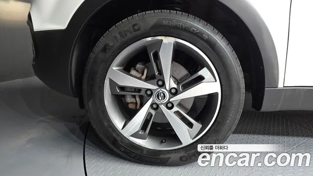 KG_Mobility_Ssangyong KORANDO 2017 thumb 5
