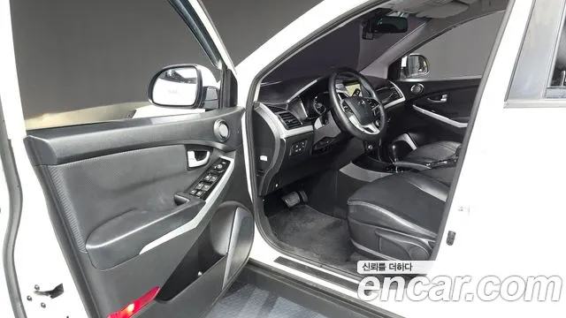 KG_Mobility_Ssangyong KORANDO 2017 thumb 10