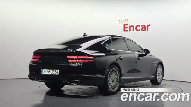Genesis G80 2021 thumb 2