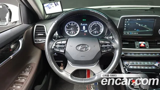 Hyundai Grandeur 2017 thumb 12