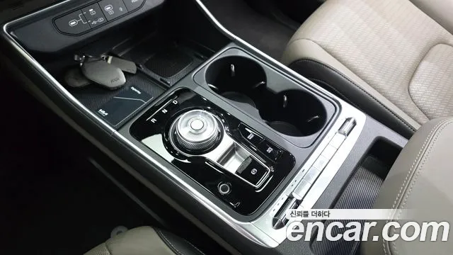 Kia Carnival 2024 thumb 9