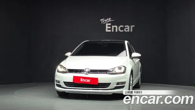 Volkswagen Golf Sportsvan 2016 thumb 3