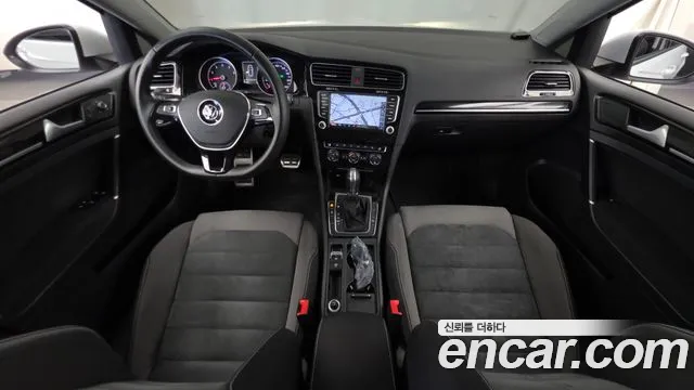 Volkswagen Golf Sportsvan 2016 thumb 7