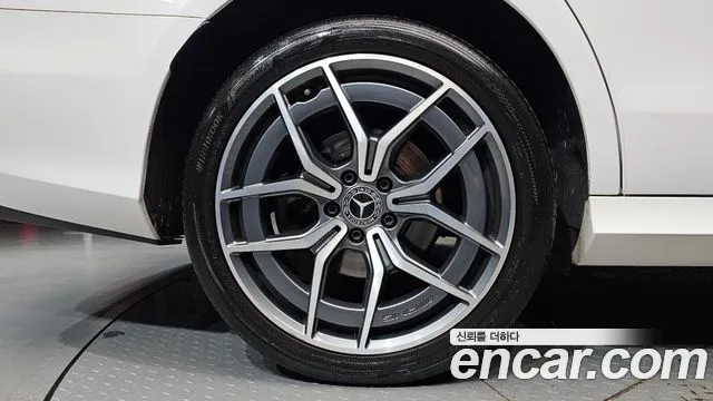 Mercedes-Benz E-Класс 2022 thumb 5